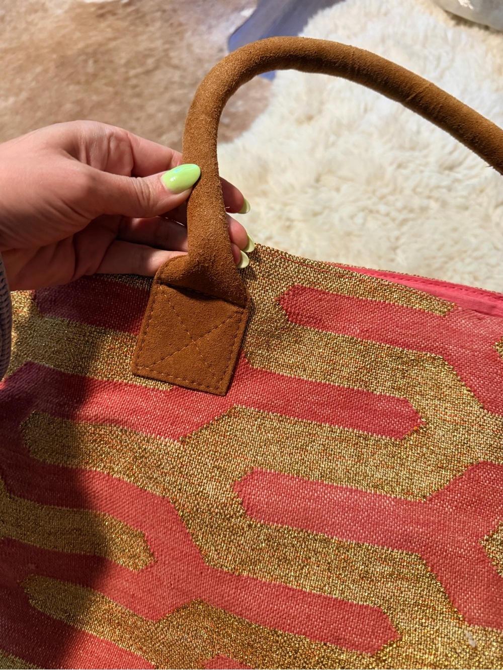 NWT Guadalupe Coral and Gold Geometric Tote with Tan Handles - Picture 4 of 8